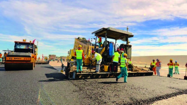 strategic-airlift-ramp-at-manas-airbase-1